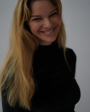 Claudia Bearbeitet 4 of 1